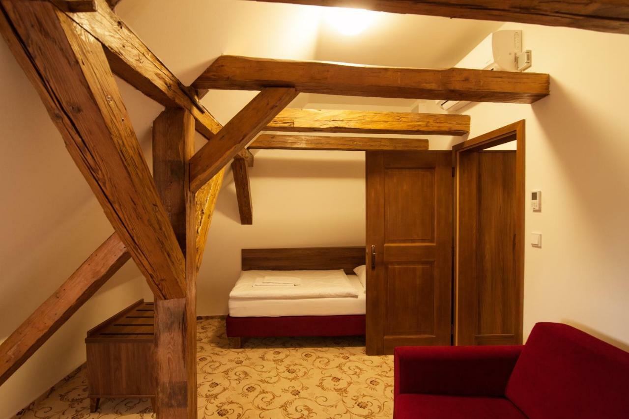 Hotel Zamek Valec Vladislav Bilik gambar